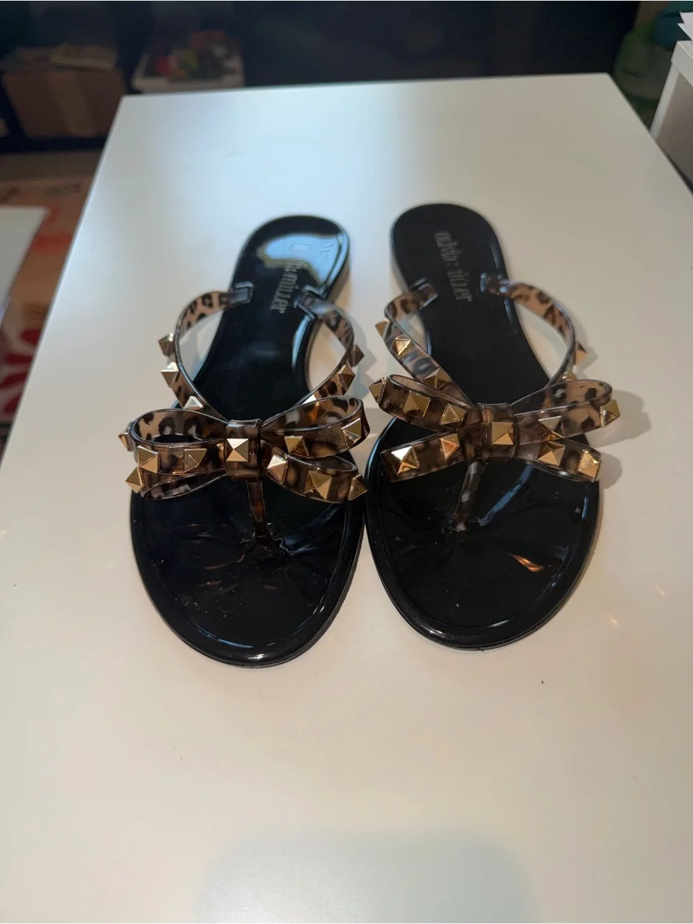 Olivia Miller Studded Bow Jelly Thong Sandals - Black with Leopard Accents